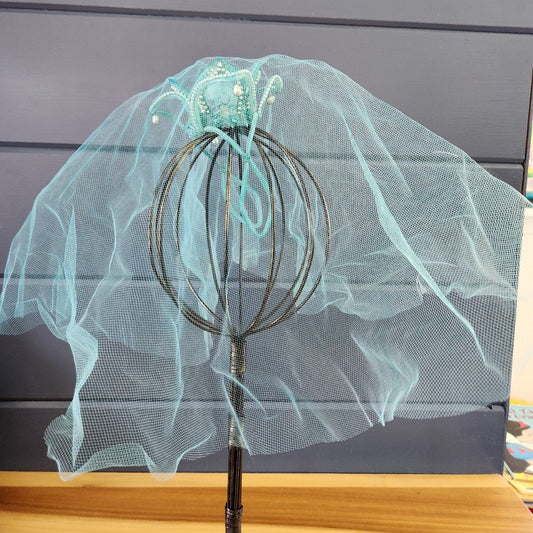 60s Blue Crown Hairpiece