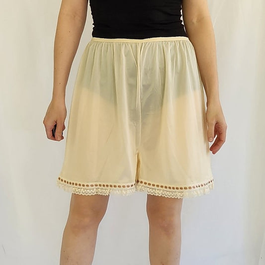 70s/80s Cream Lacy Bloomers