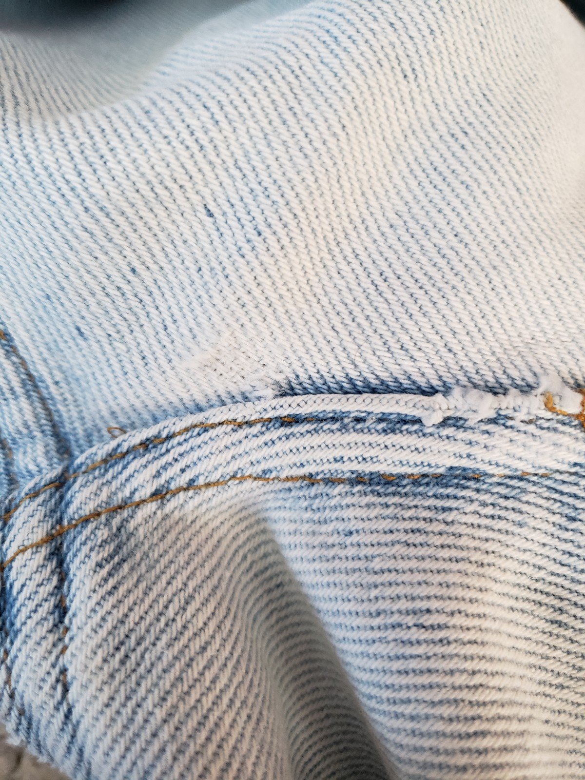90s Levi's Silver Medal Light Wash Jeans