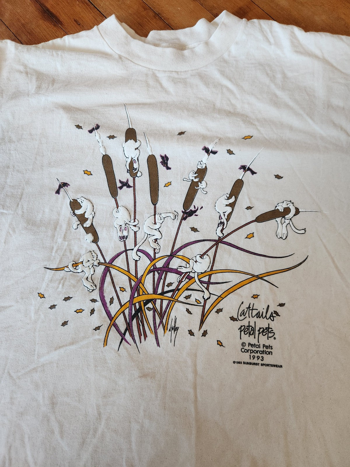 90s Cattails Petal Pets Tee