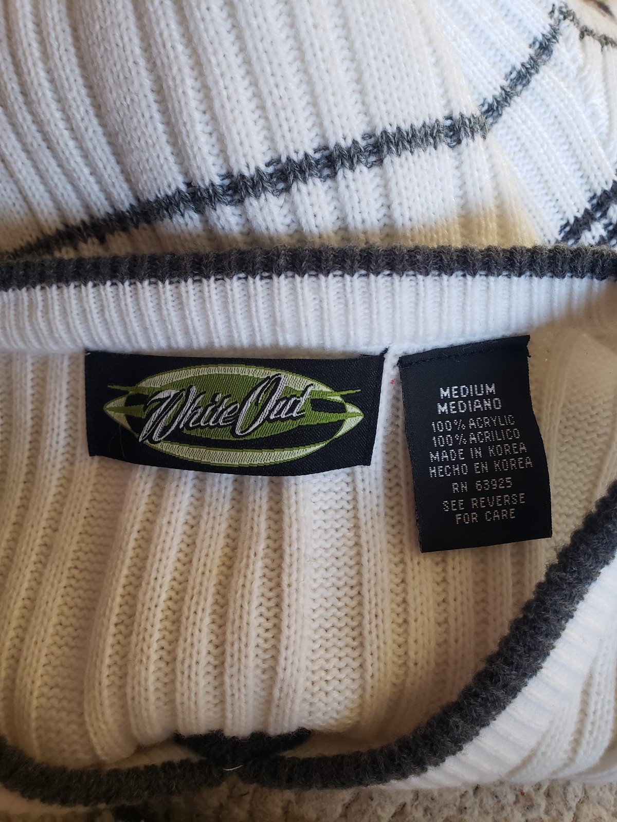 Y2K Men's White Striped Sweater