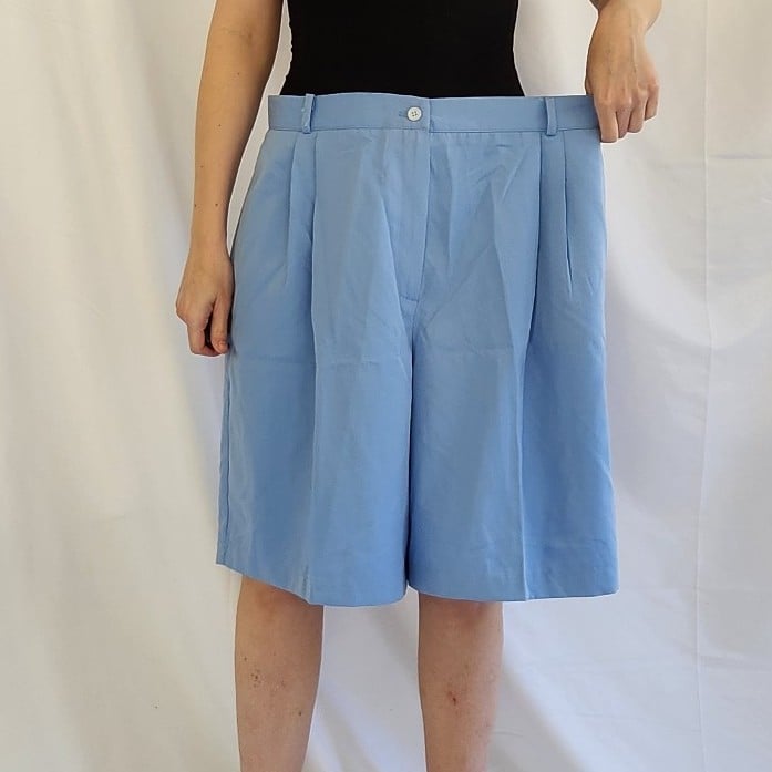 90s Blue High Rise Pleated Shorts