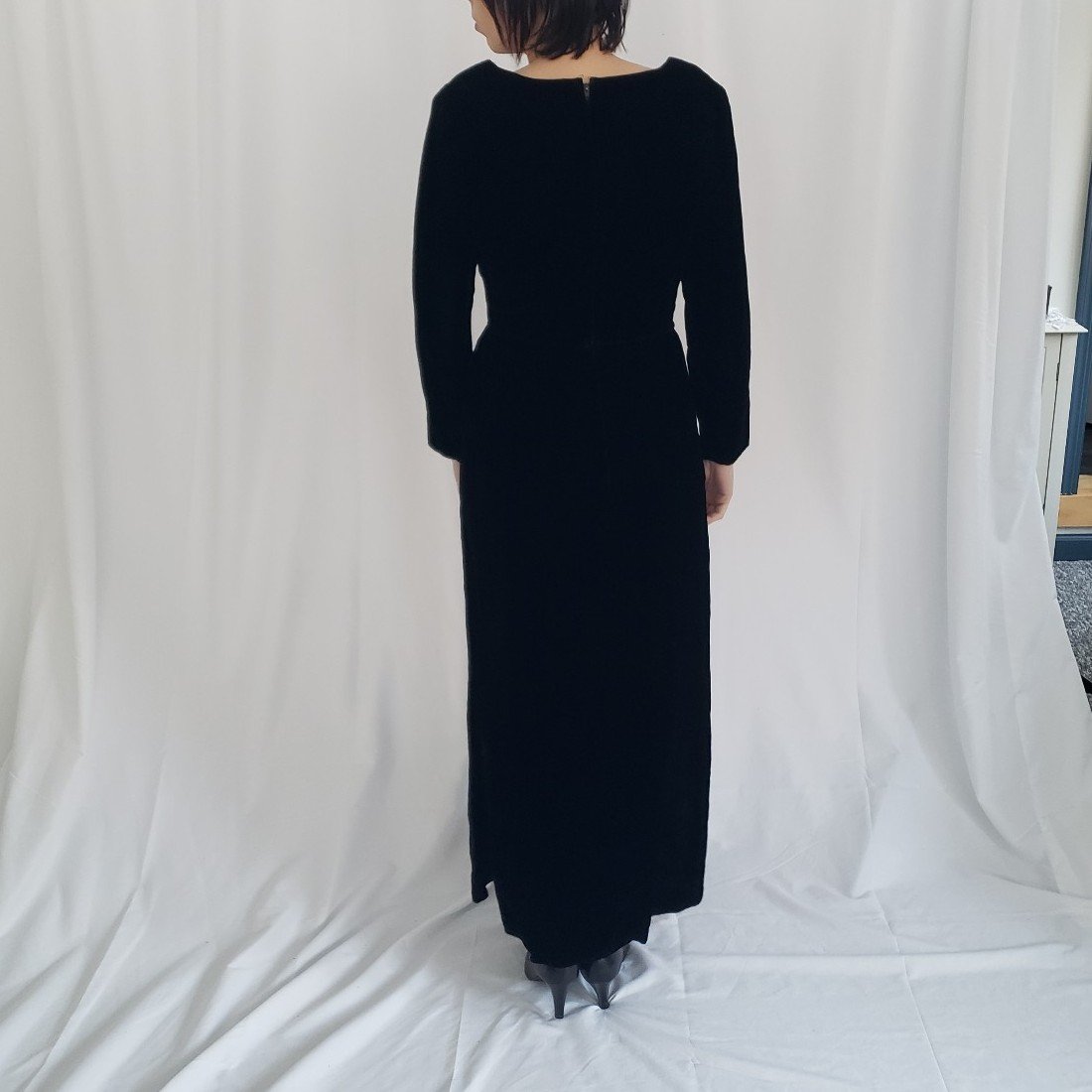 60s Black Velvet Gown