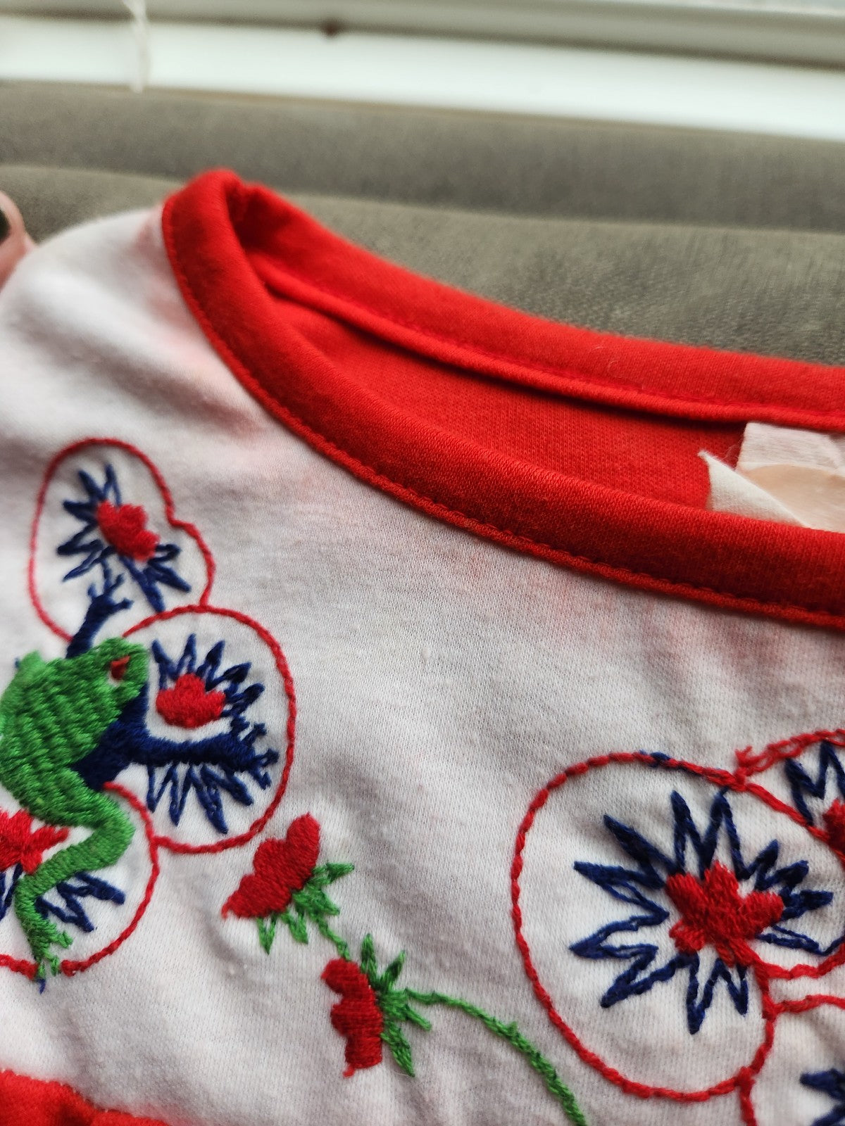 70s Red Summer Top with Frogs