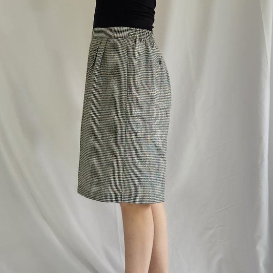 80s/90s Black and White Houndstooth Shorts