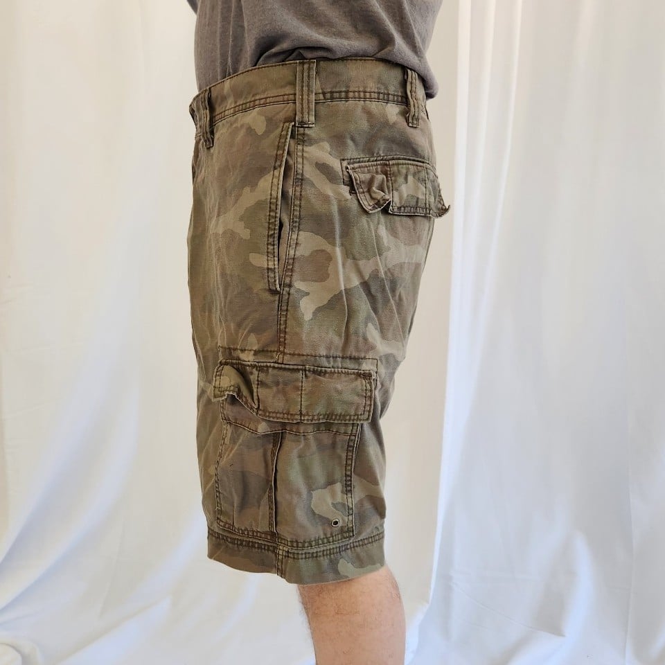 Y2K Levi's Camo Shorts