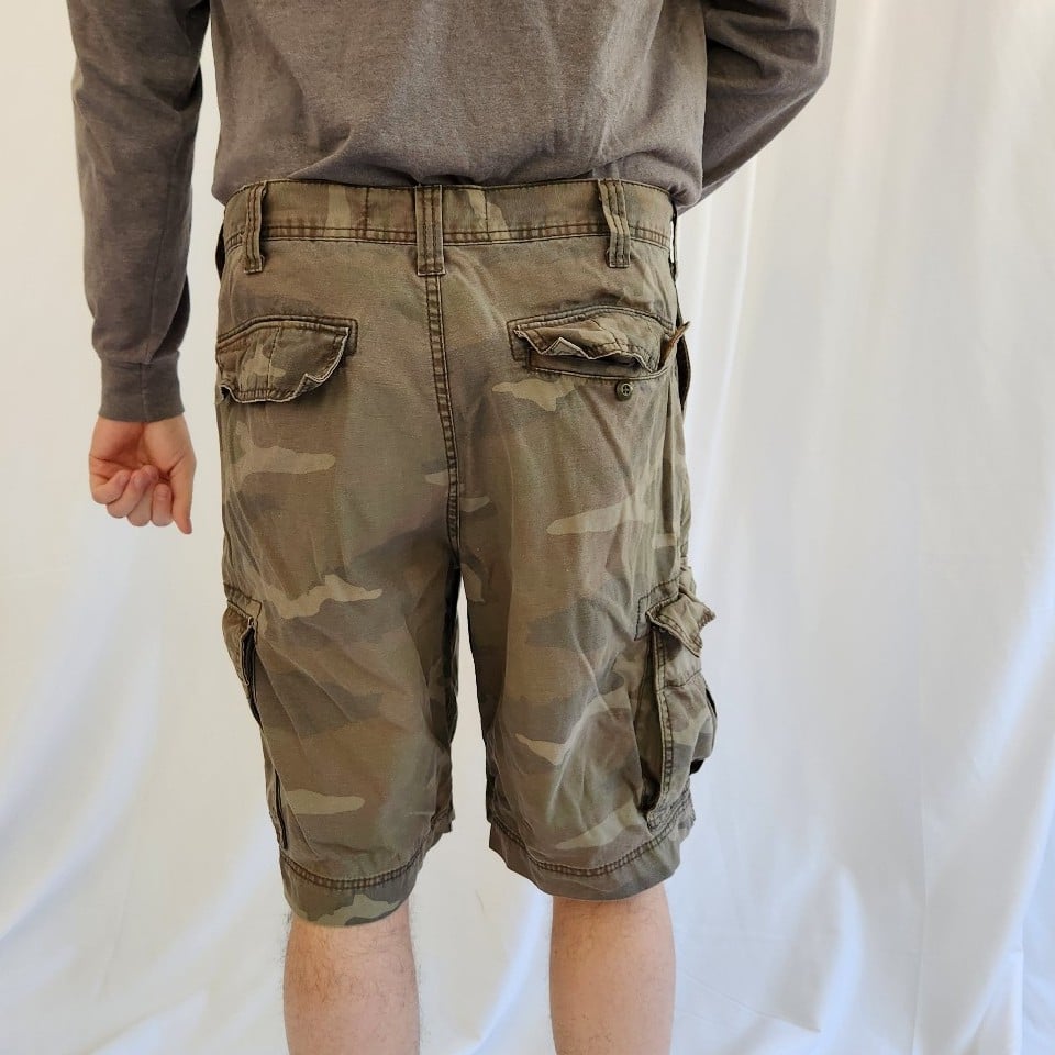 Y2K Levi's Camo Shorts