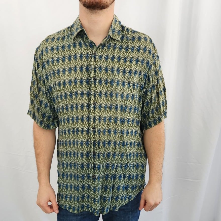 90s Green and Blue Geometric Print Shirt