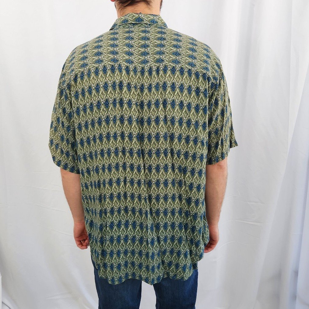 90s Green and Blue Geometric Print Shirt