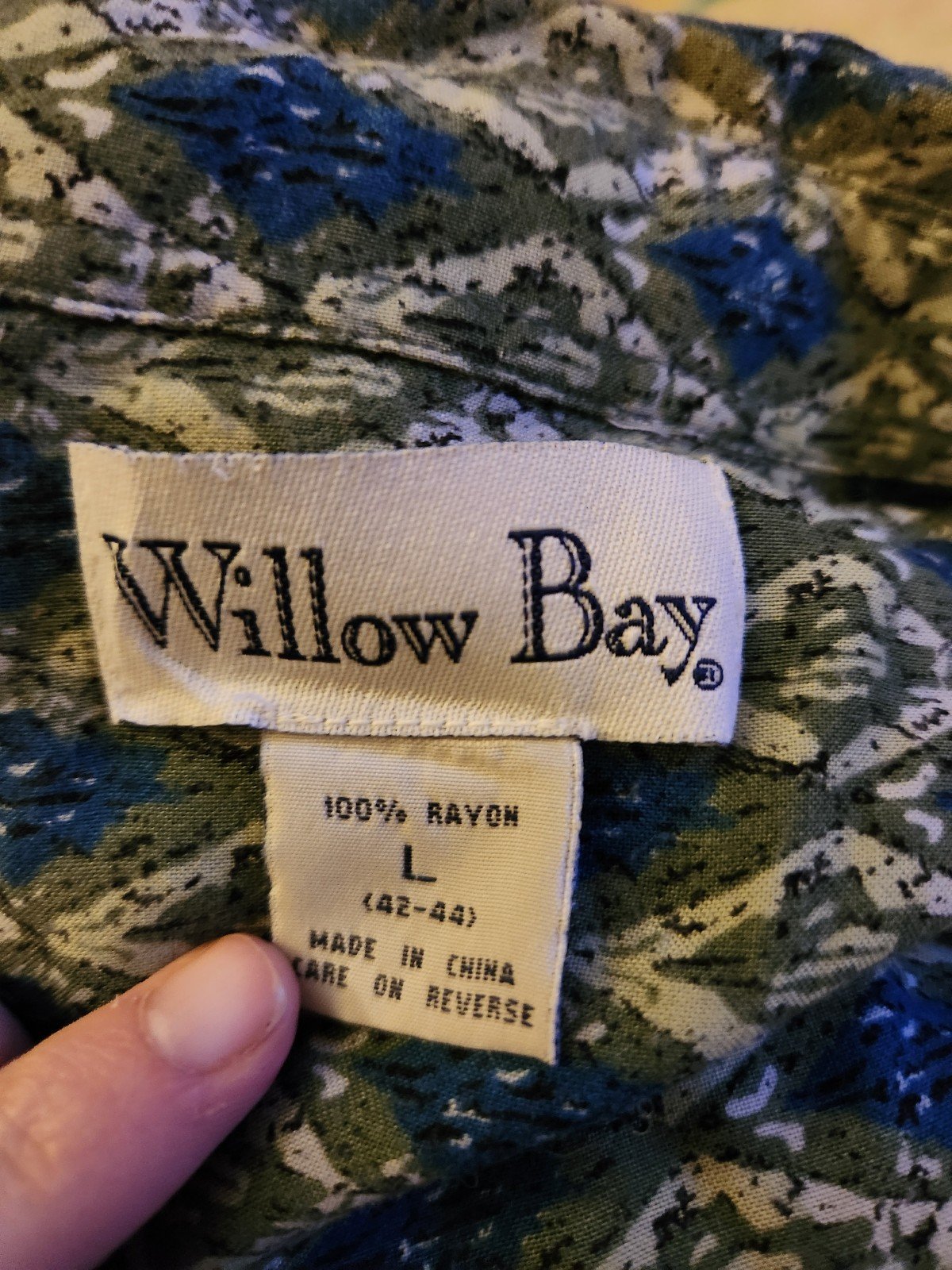 90s Green and Blue Geometric Print Shirt