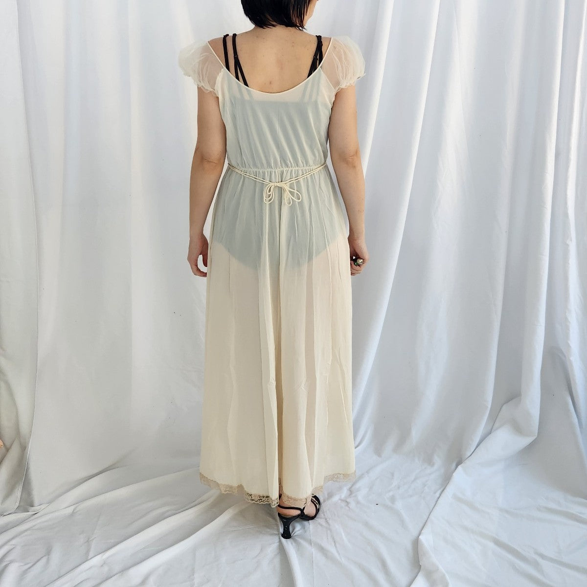 60s Pale Beige Lacy Nightgown