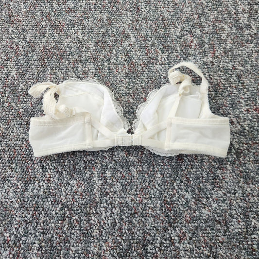 90s White Lacy Bowbra